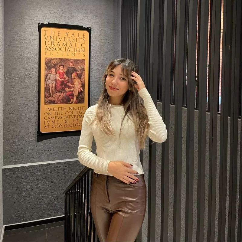 Həmidə Xəlilova?>